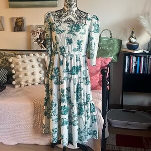Beautiful Summer green and white floral dress size L